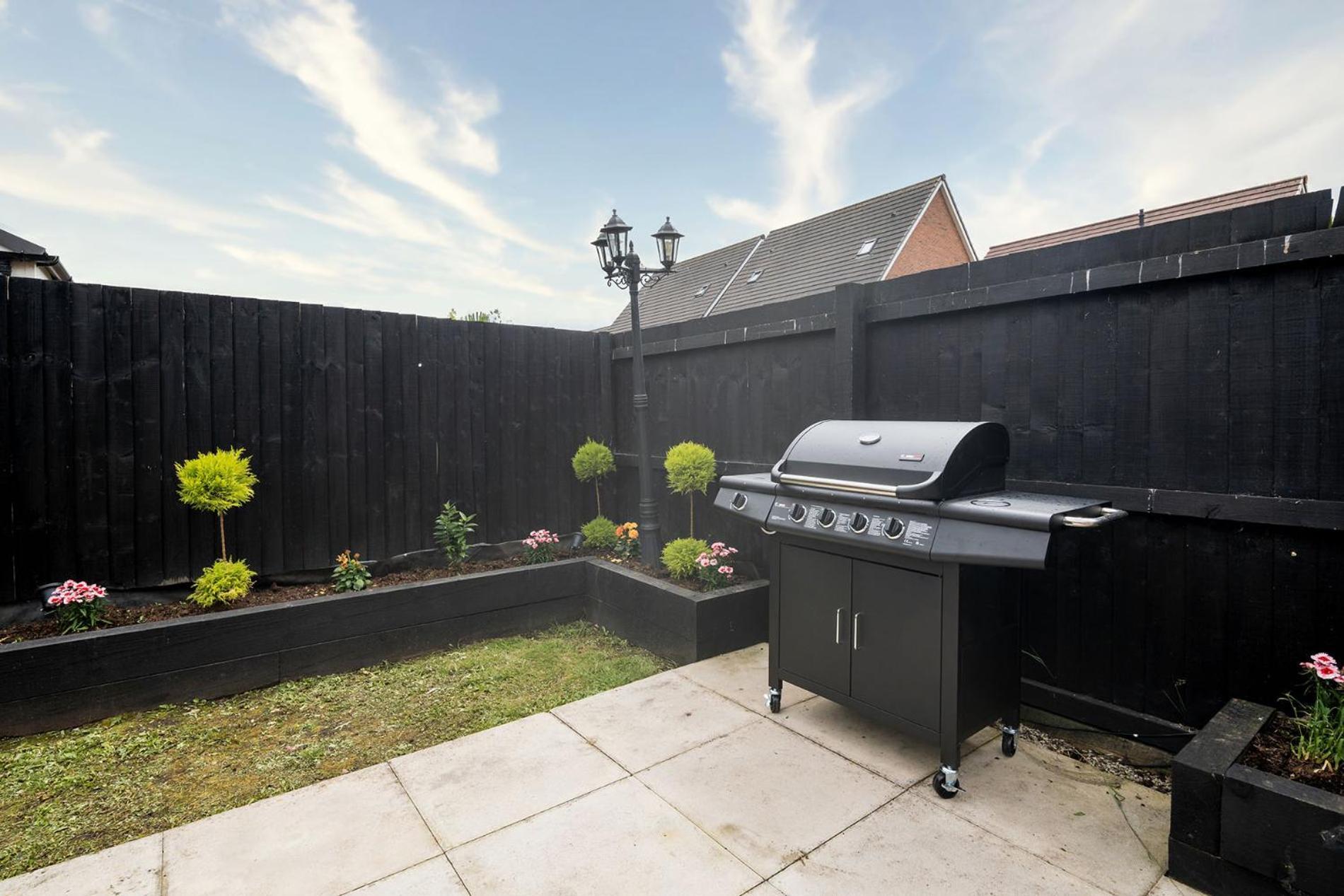 Riverside Villas Manchester Exterior photo