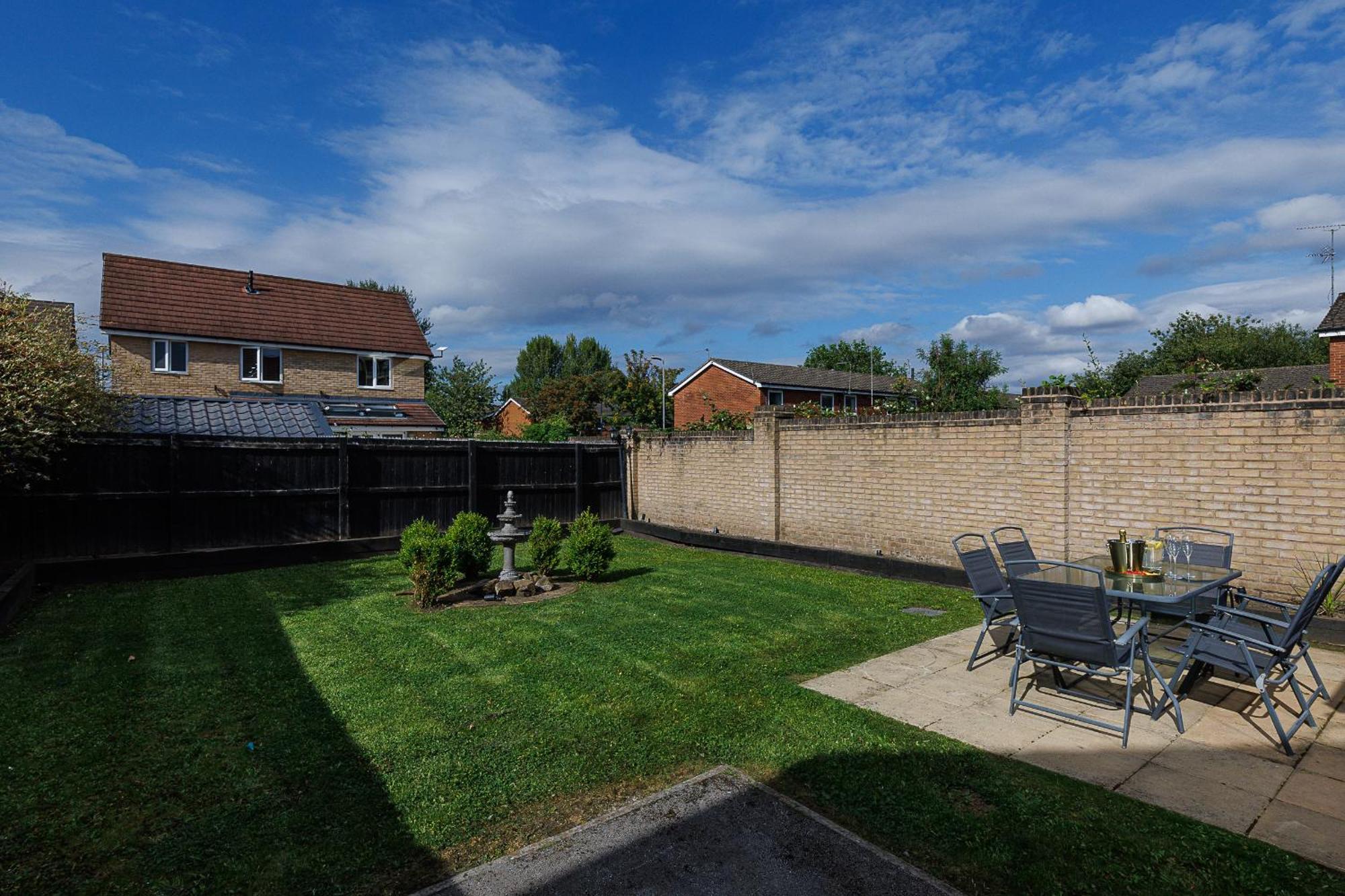 Riverside Villas Manchester Exterior photo